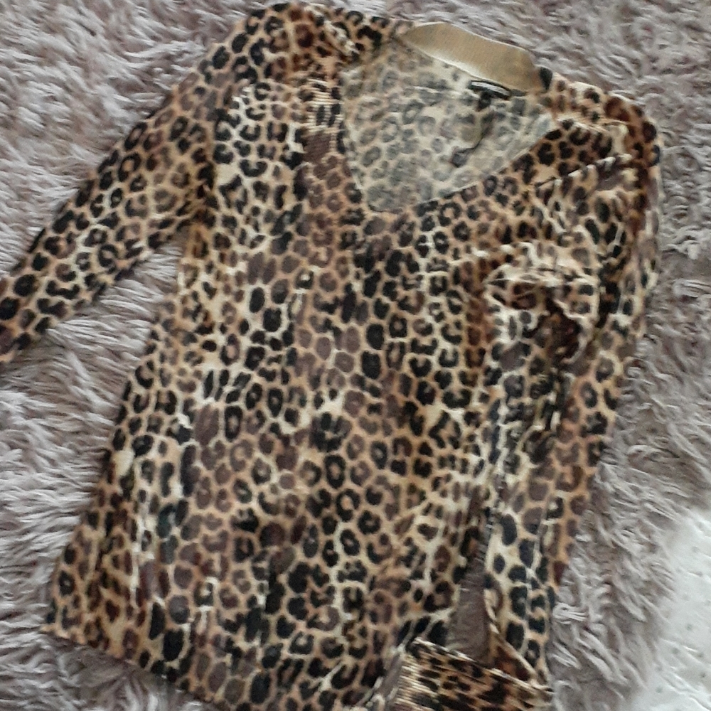 Thin Sweater - image 1